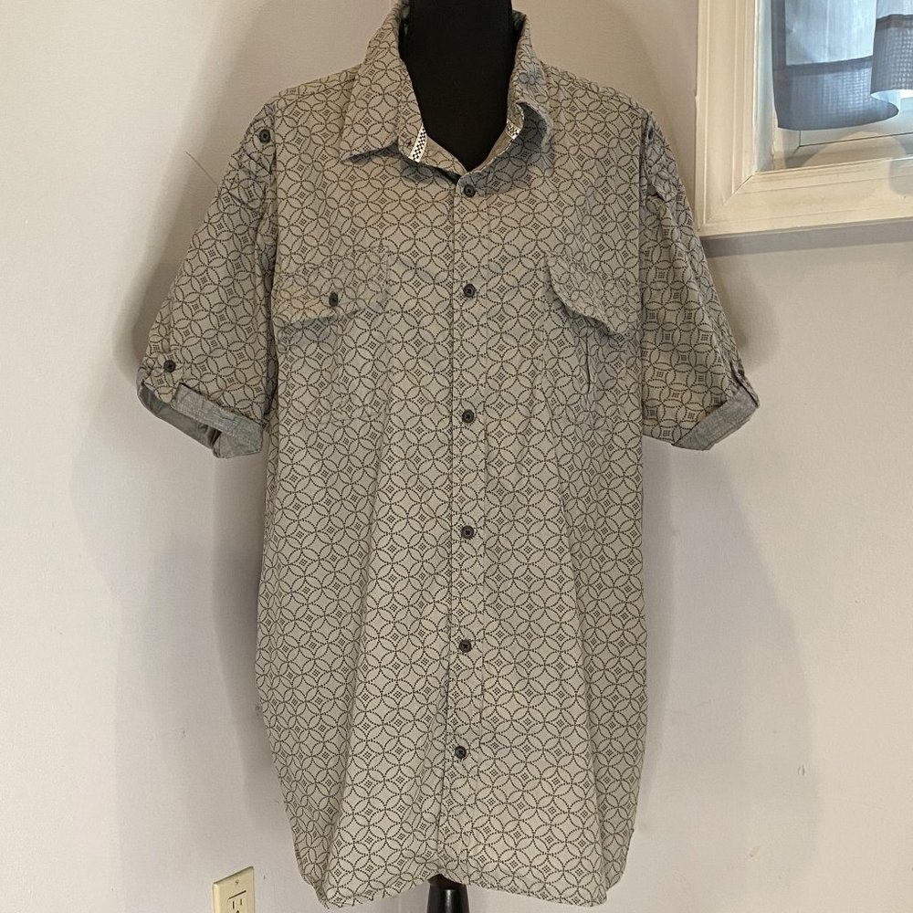 Free Planet men's short sleeved button down shirt 3X